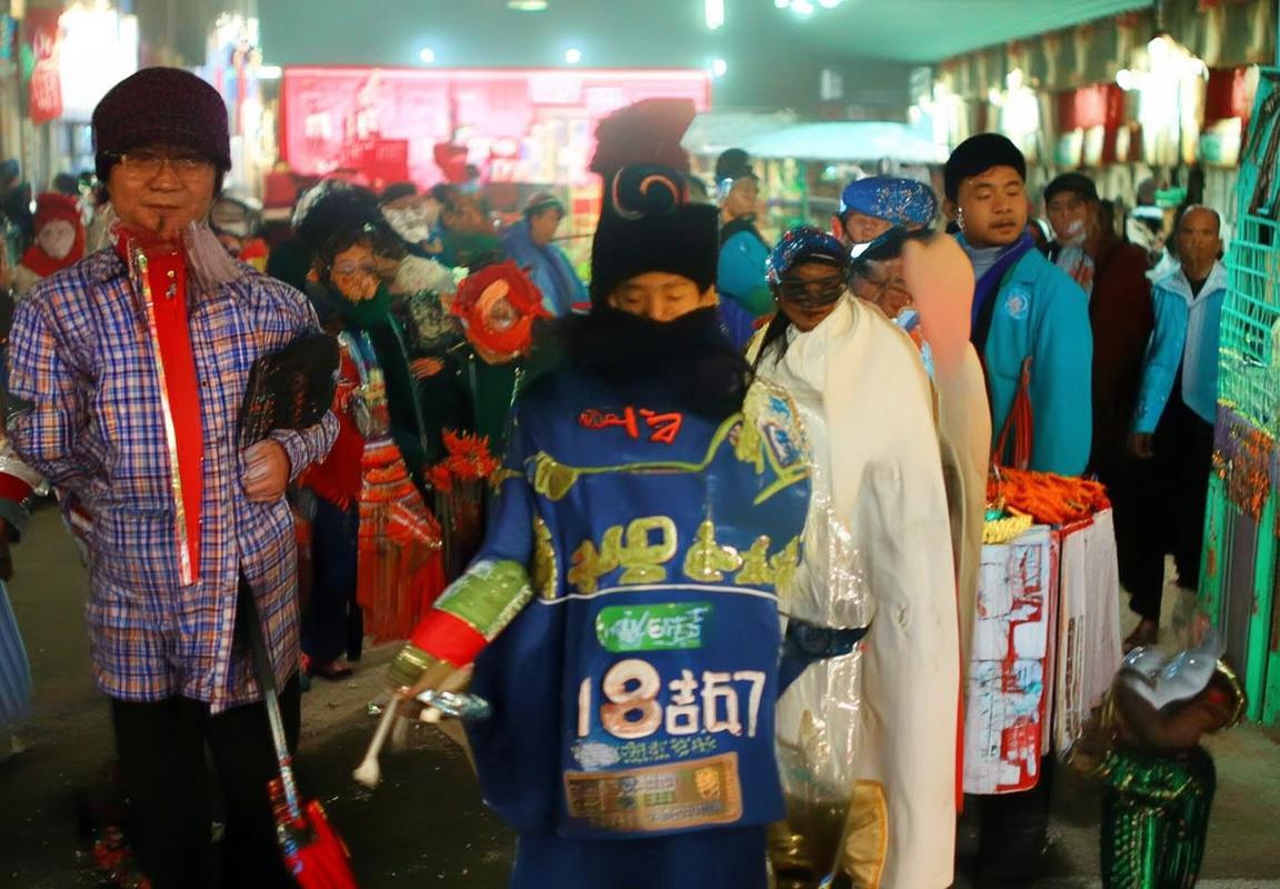 探索虚拟现实中的沉浸体验全景视频带你进入全新视角的奇妙旅程(图1)